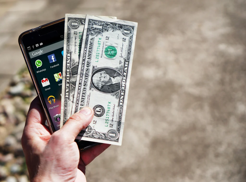 10 Money Hacks Every Mom Should Try (Even on a Tight Budget) 5 cash back apps for mom
