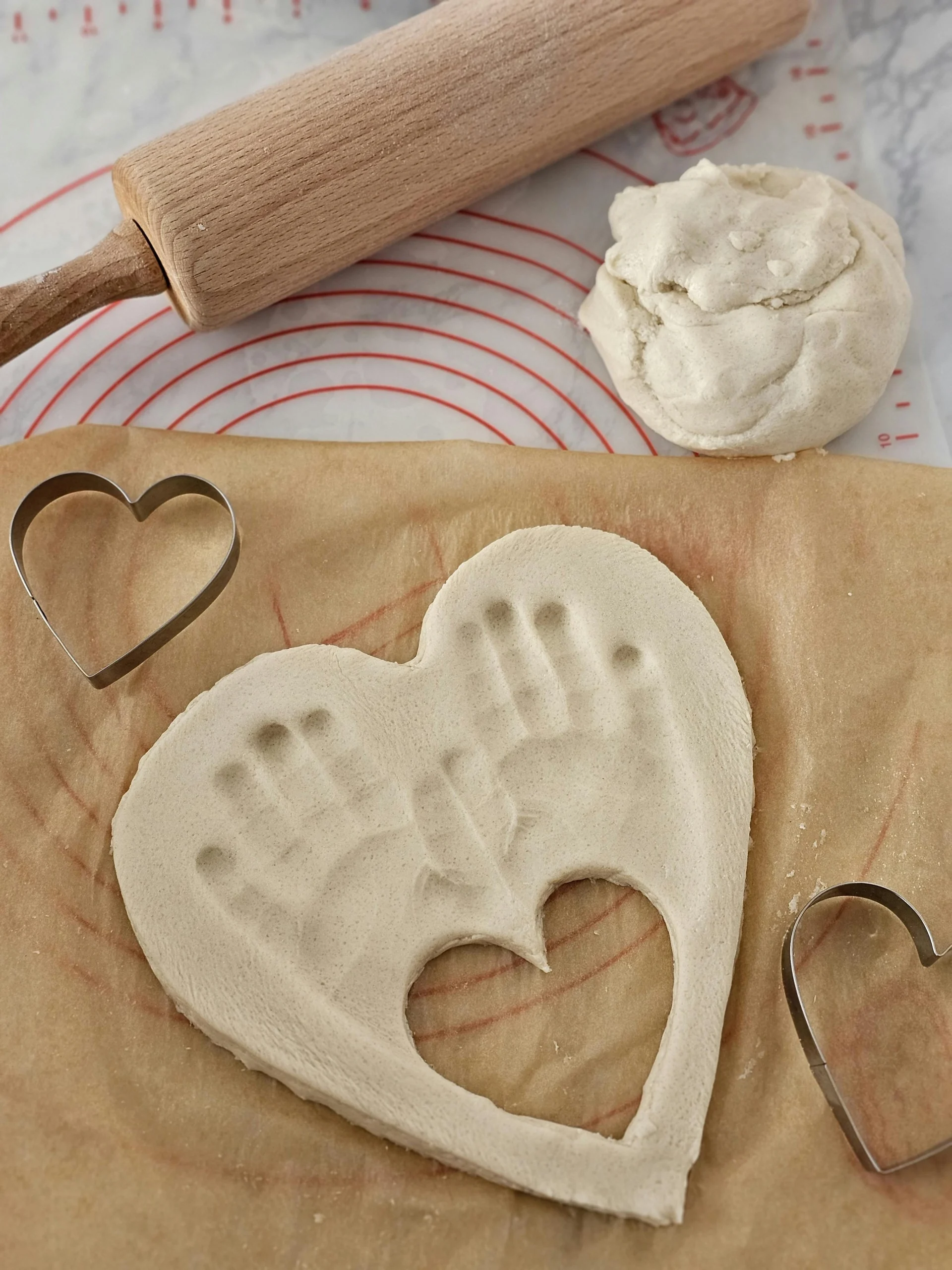 dough play faces