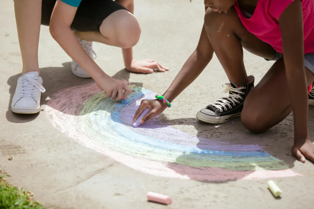 kids chalk drawing