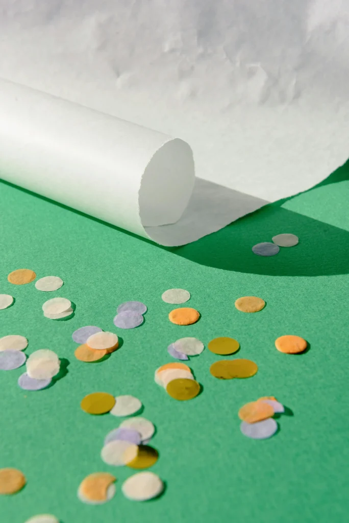 15 Things to Do with a 4-Month-Old Baby: Gentle, Brain-Boosting Activities 8 circle paper for fun